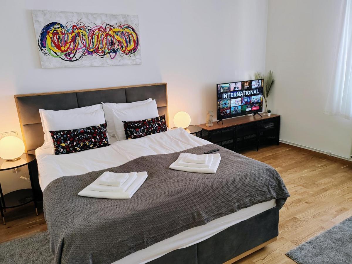 S15 Studio Apartment Free Parking Zagreb Buitenkant foto