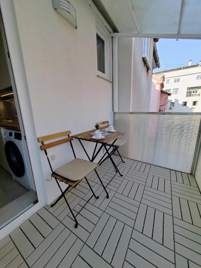 S15 Studio Apartment Free Parking Zagreb Buitenkant foto